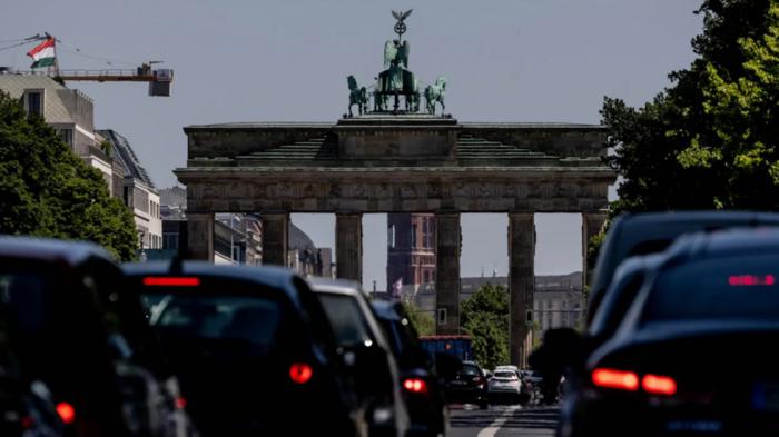Γερμανία: Σκέφτονται να απαγορεύσουν τα... αυτοκίνητα τα Σαβ/κα! 